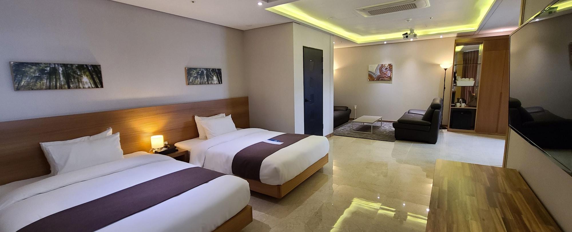 Benikea Hotel Yangsan Extérieur photo