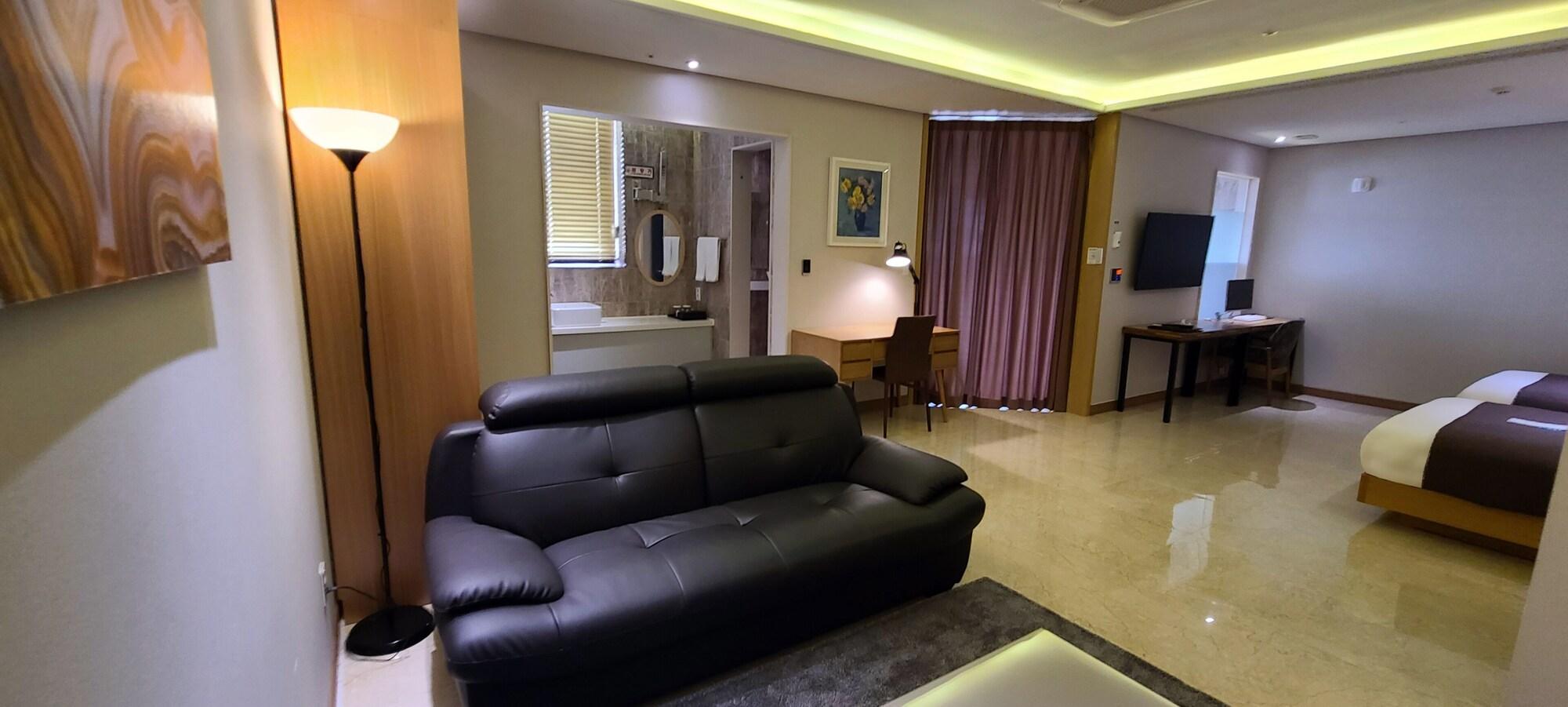 Benikea Hotel Yangsan Extérieur photo