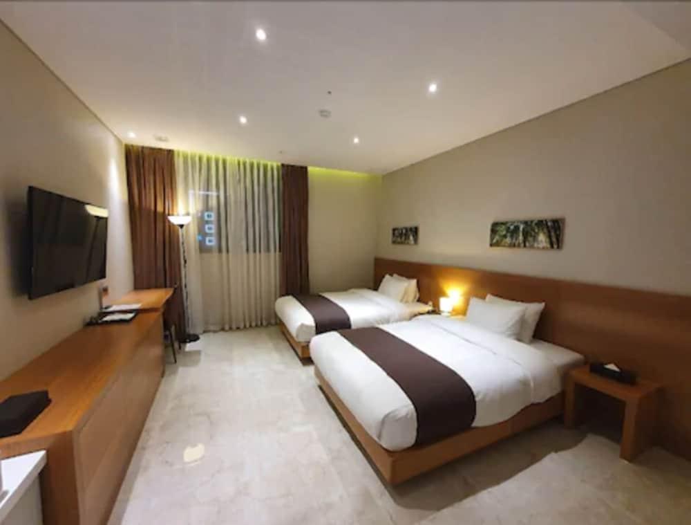 Benikea Hotel Yangsan Extérieur photo