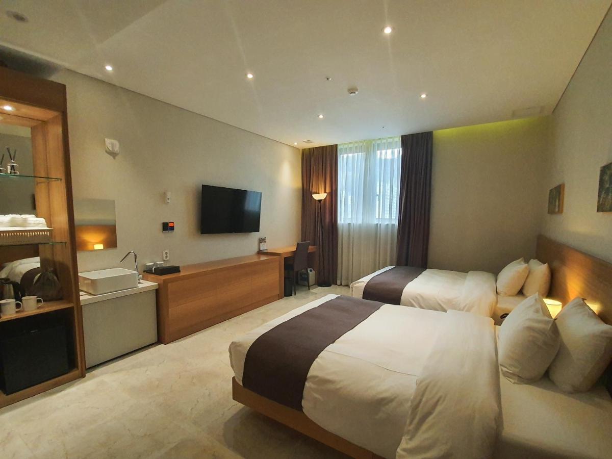 Benikea Hotel Yangsan Extérieur photo
