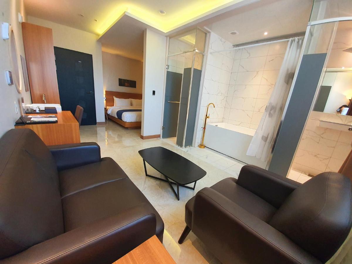 Benikea Hotel Yangsan Extérieur photo