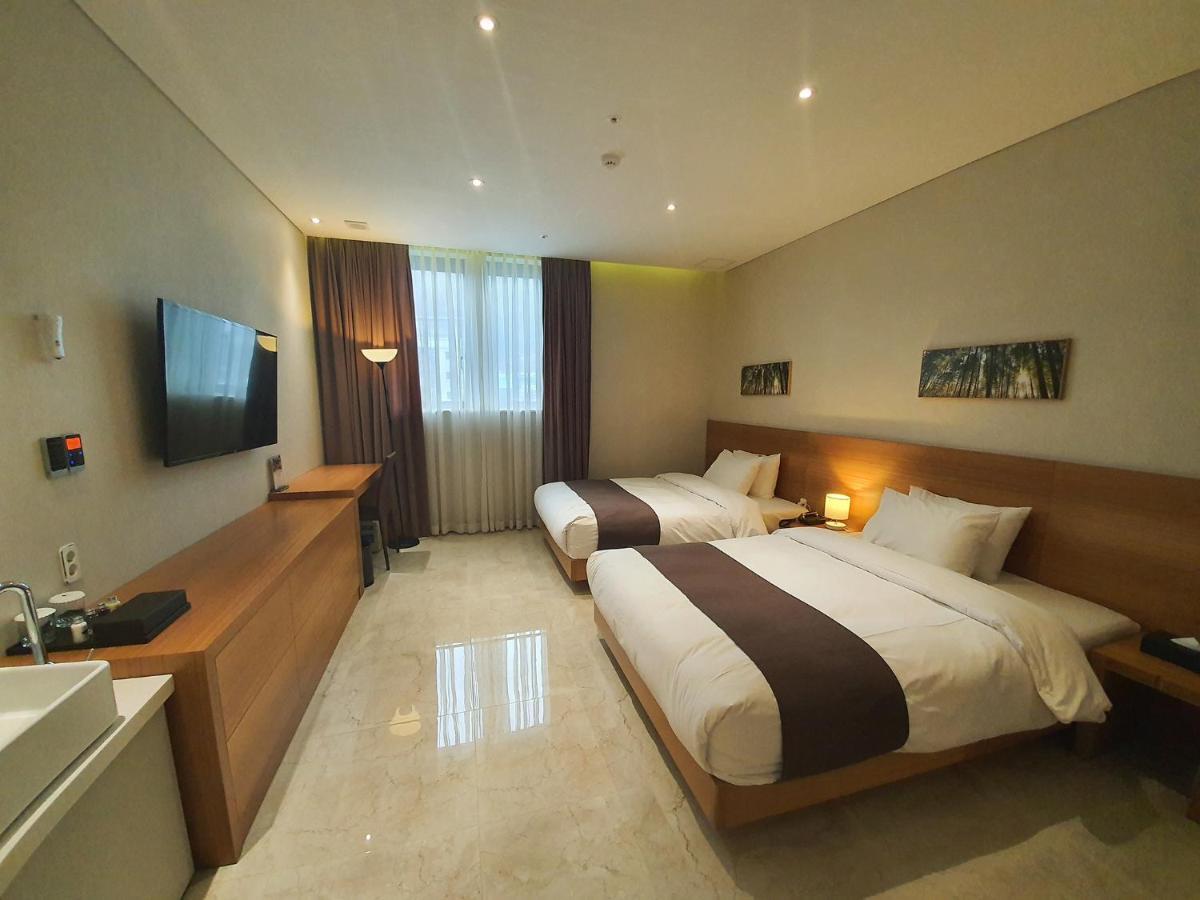 Benikea Hotel Yangsan Extérieur photo